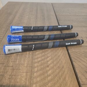 Set Of 3 Golf Pride CP2 Wrap Premium Rubber Grip- - MIDSIZE (60R)- Blue & Wht